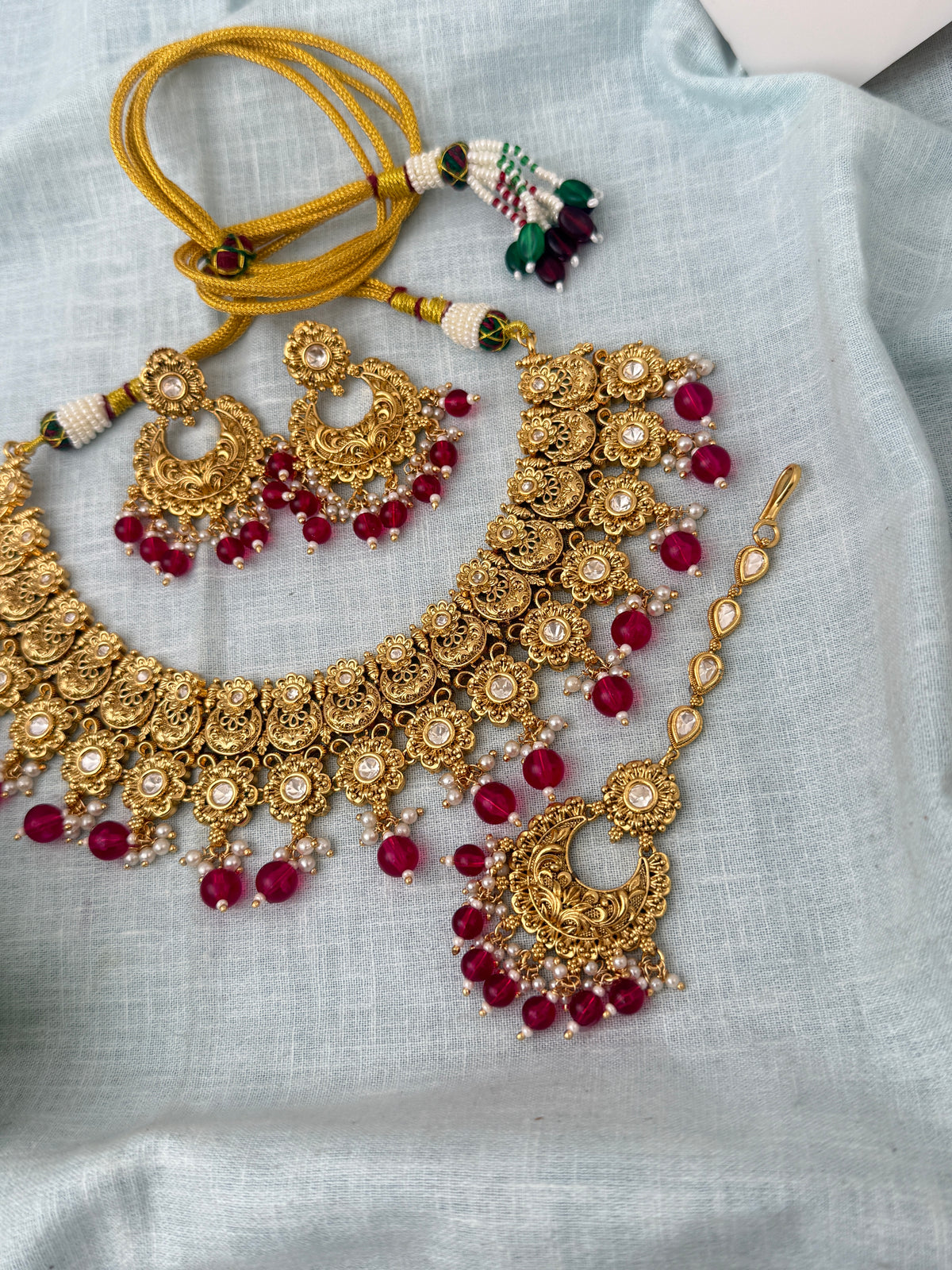 Antique Kundan Grand Necklace With Maang Tikka Short Set | N1292