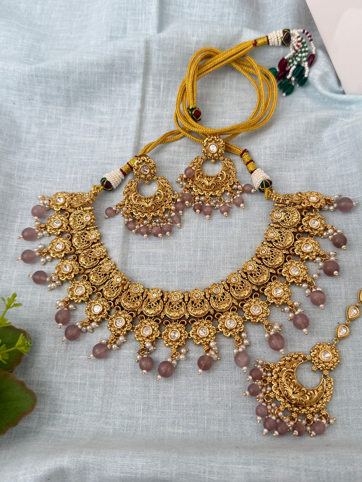 Antique Kundan Grand Necklace With Maang Tikka Short Set | N1290