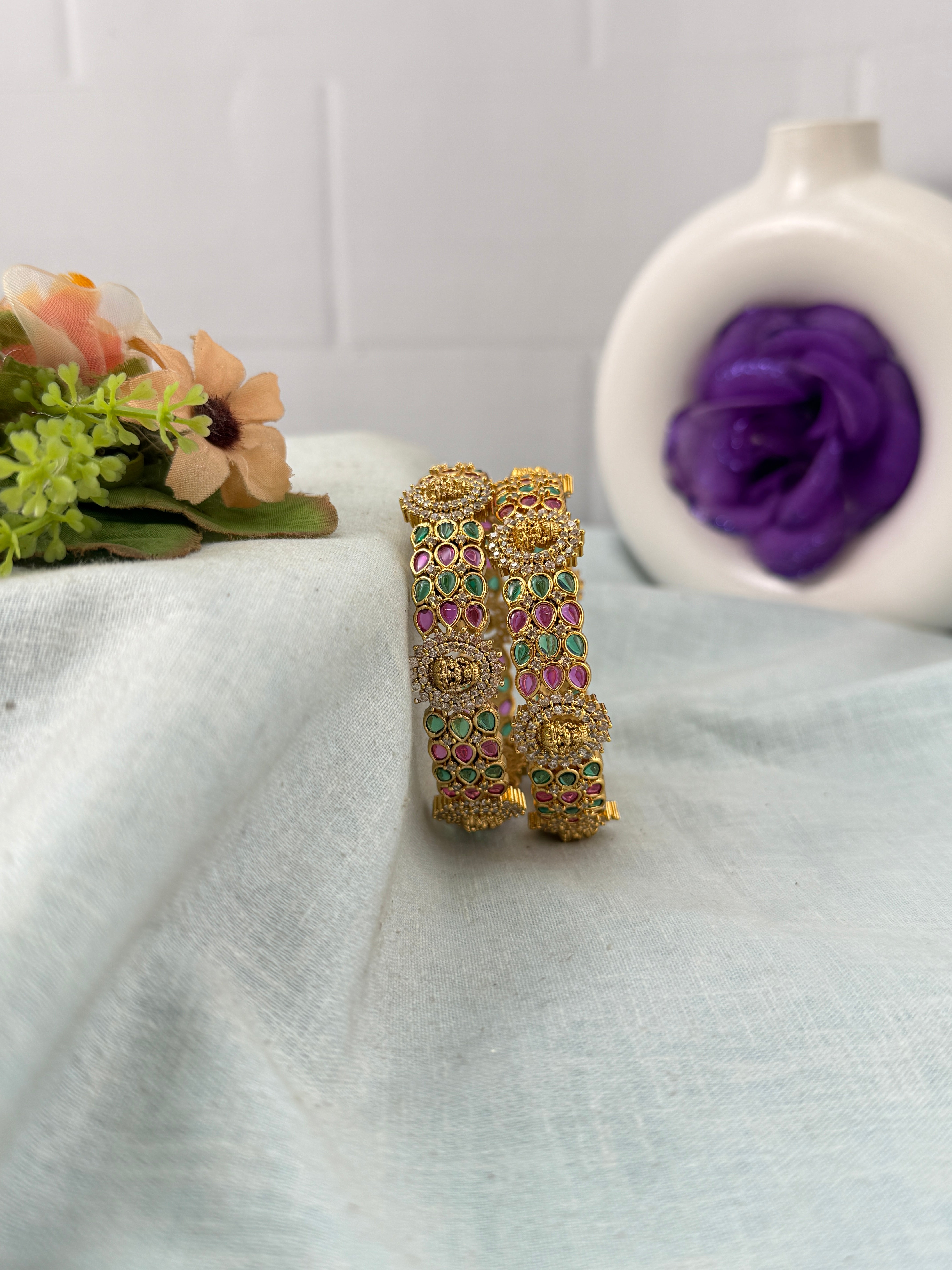 Antique temple style bridal bangles for women by Mahila