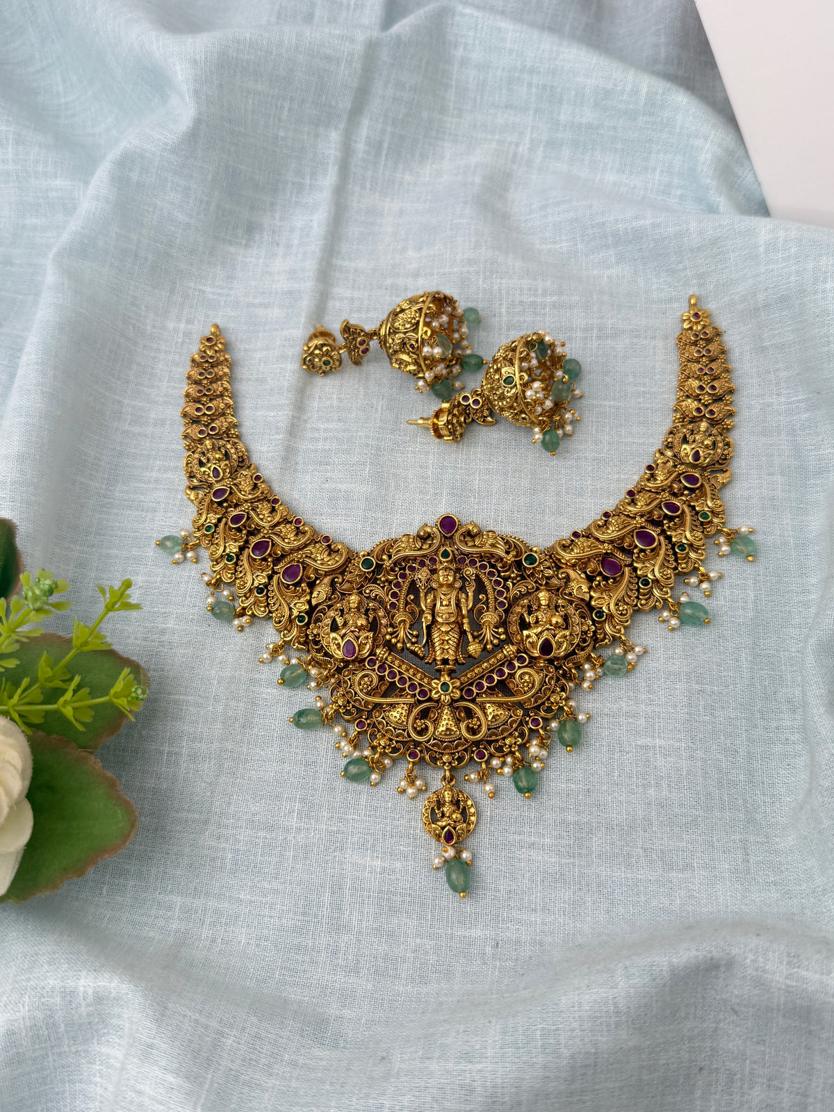 Antique temple necklace for women