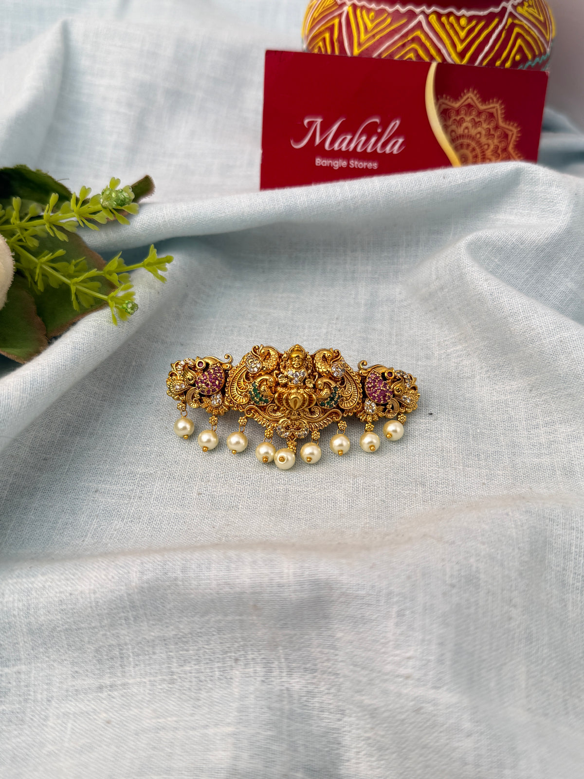 Stylish hair clips for women, perfect for everyday and ethnic hairstyles