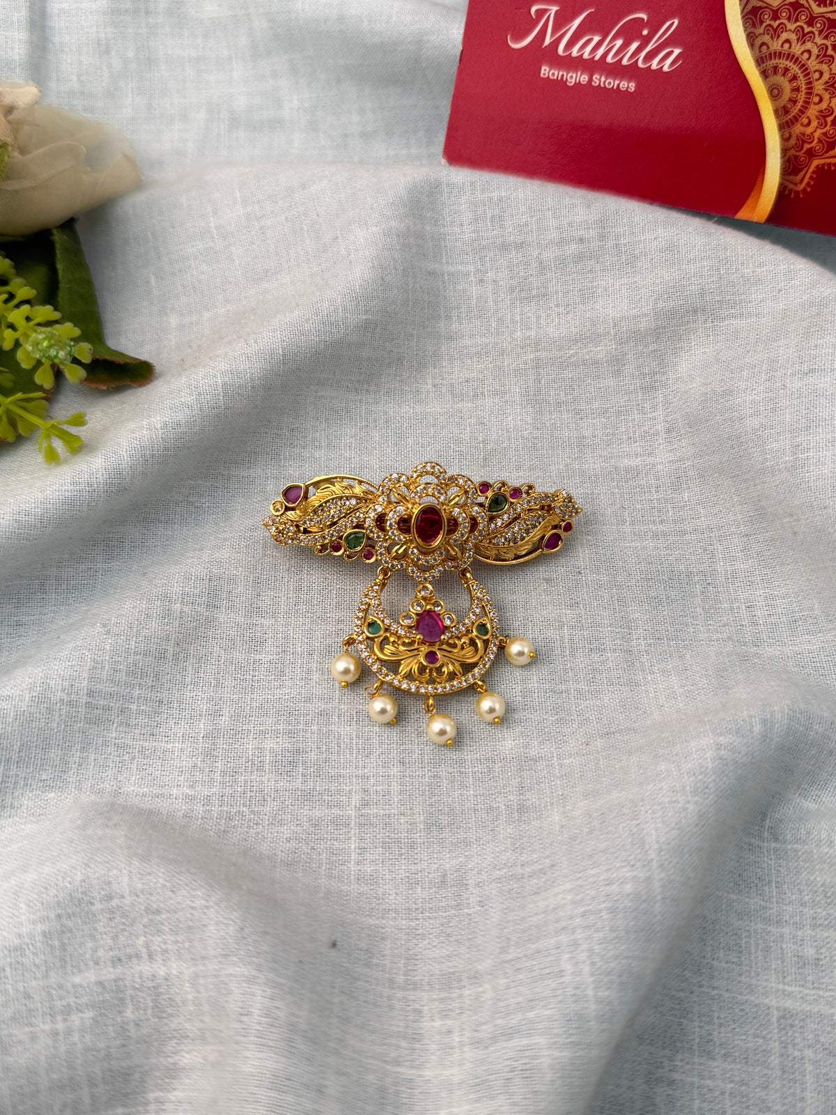 Stylish hair clips for women, perfect for everyday and ethnic hairstyles