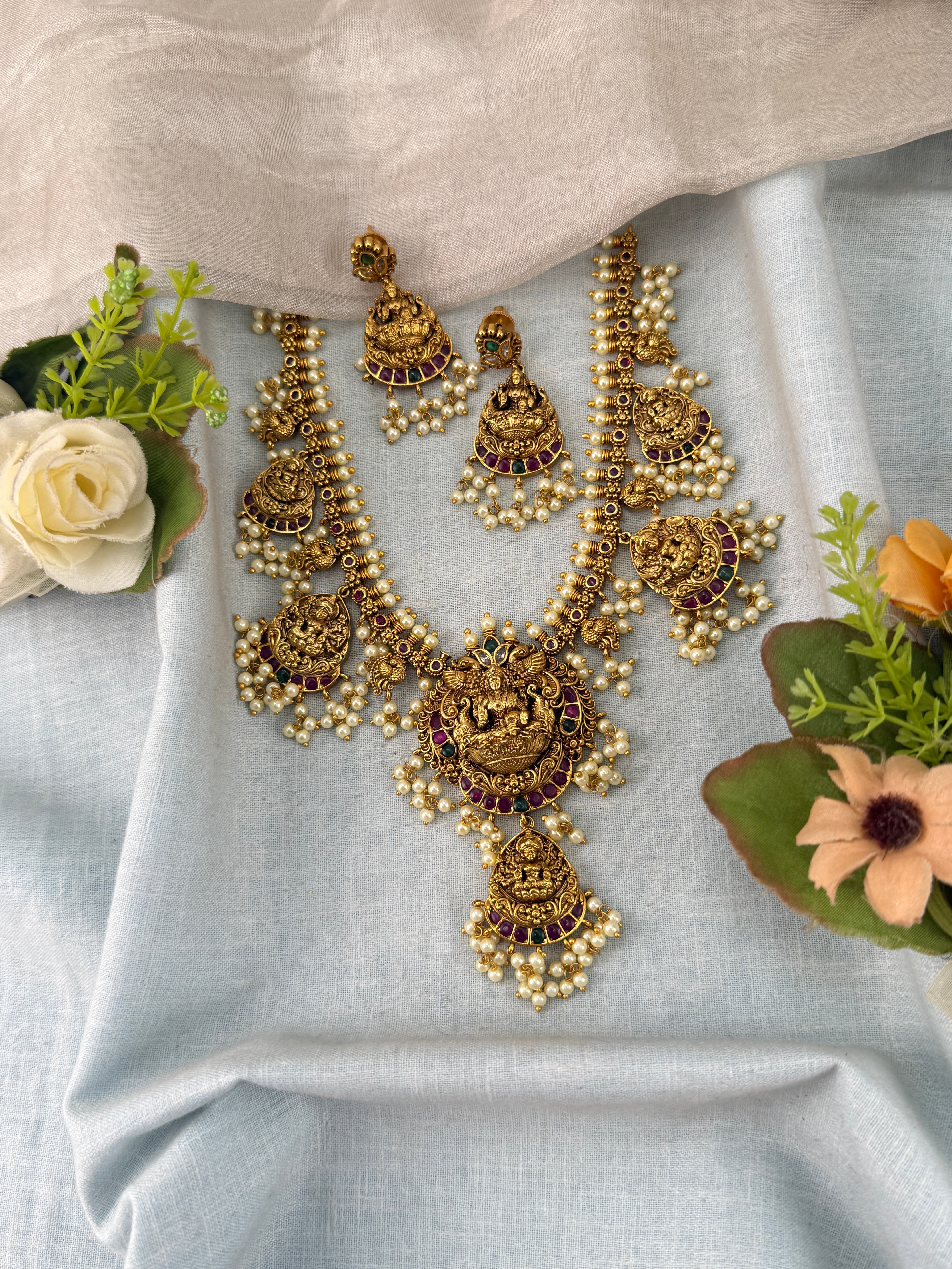 Antique temple necklace for women