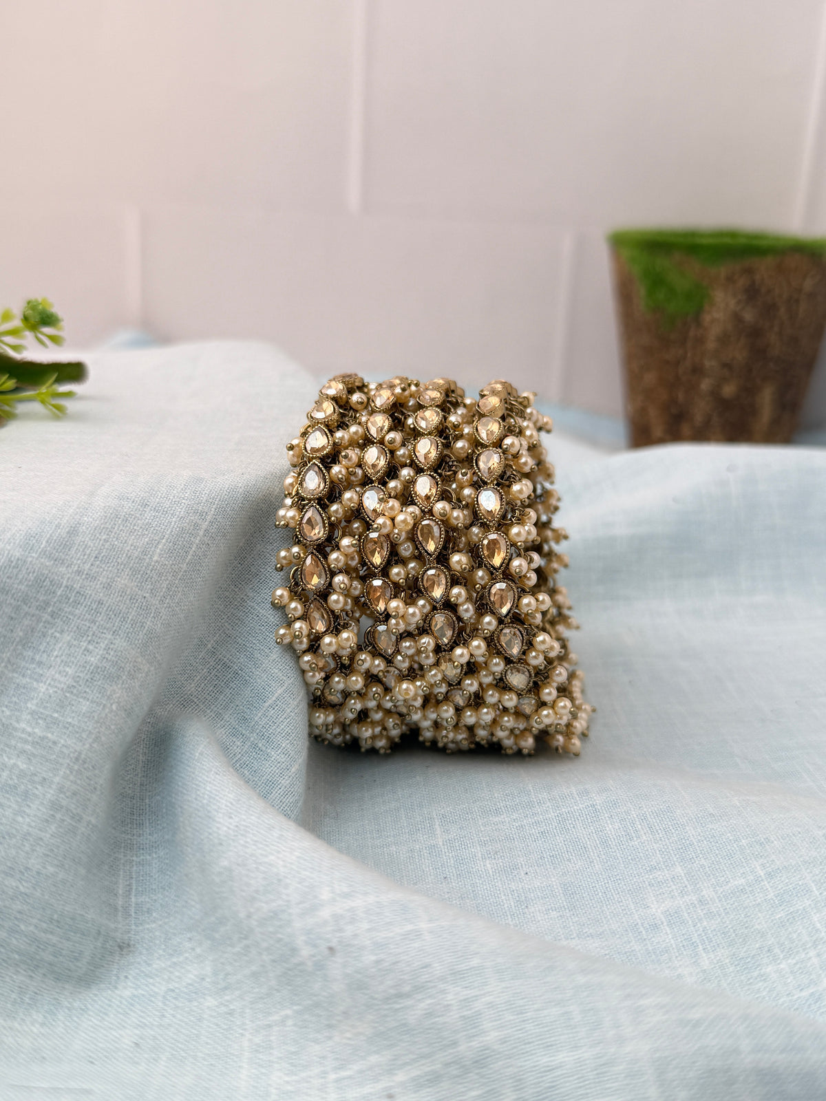 Antique Stone Luxurious Pearl Bangles| Set Of 4| B0595