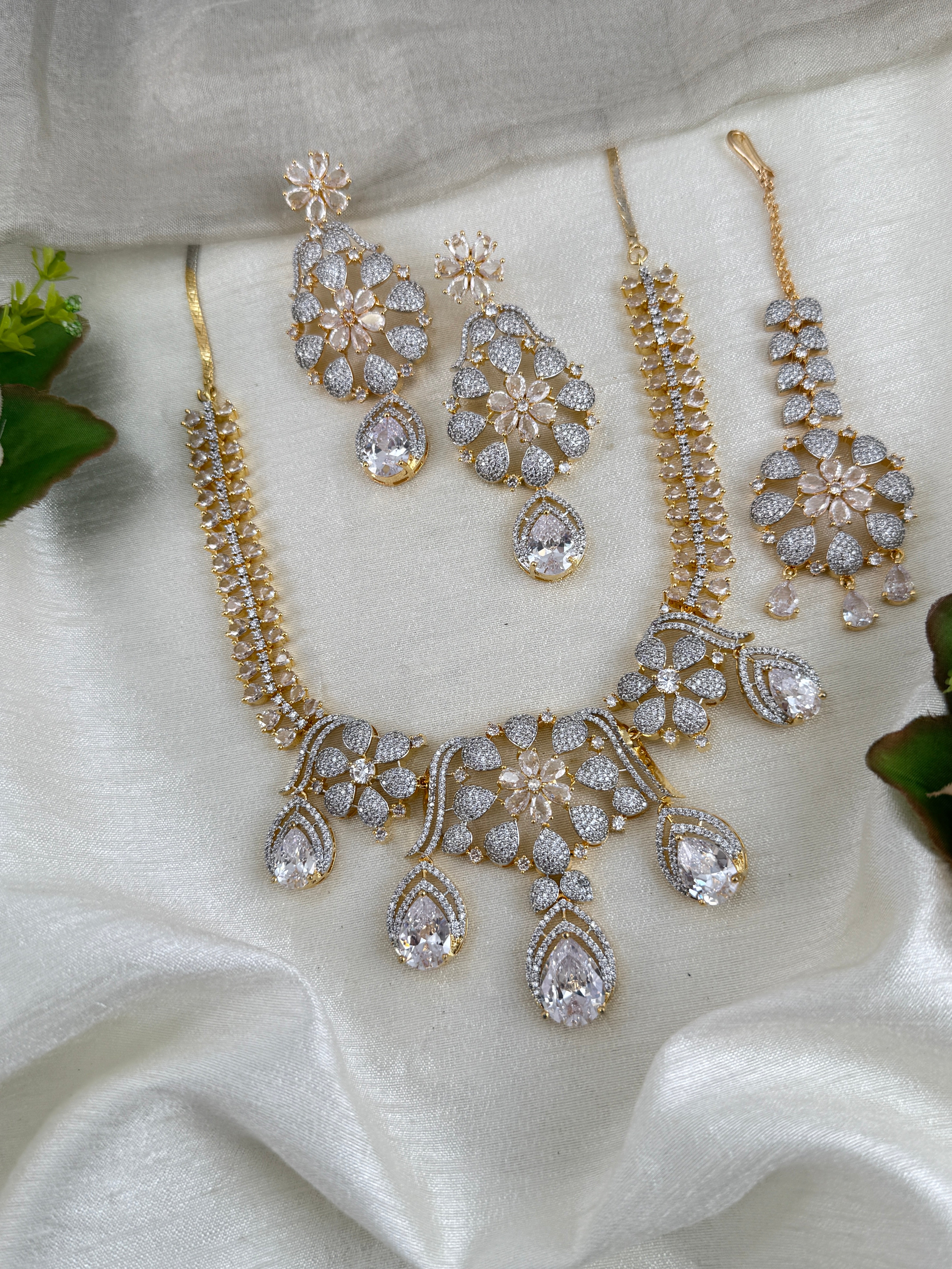 Zircon Stone Short Necklace Set | Combo | 017