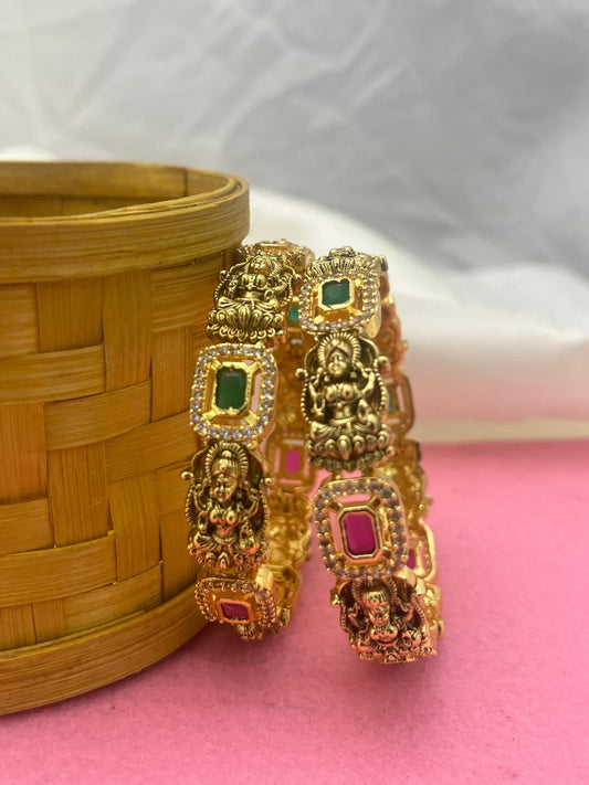 Antique Bangle 1041 - Mahilas