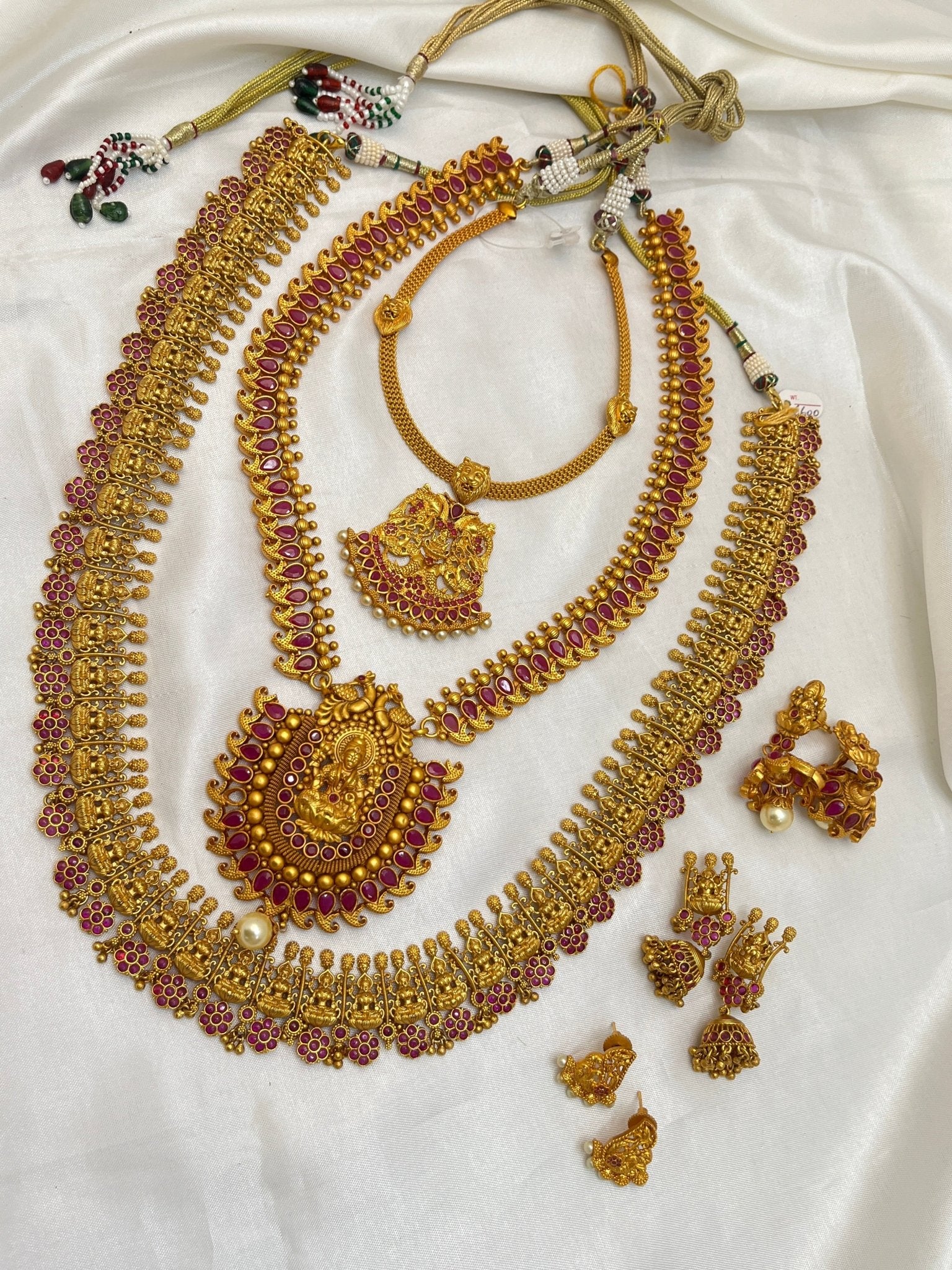 Antique Bridal Set 6 - Mahilas