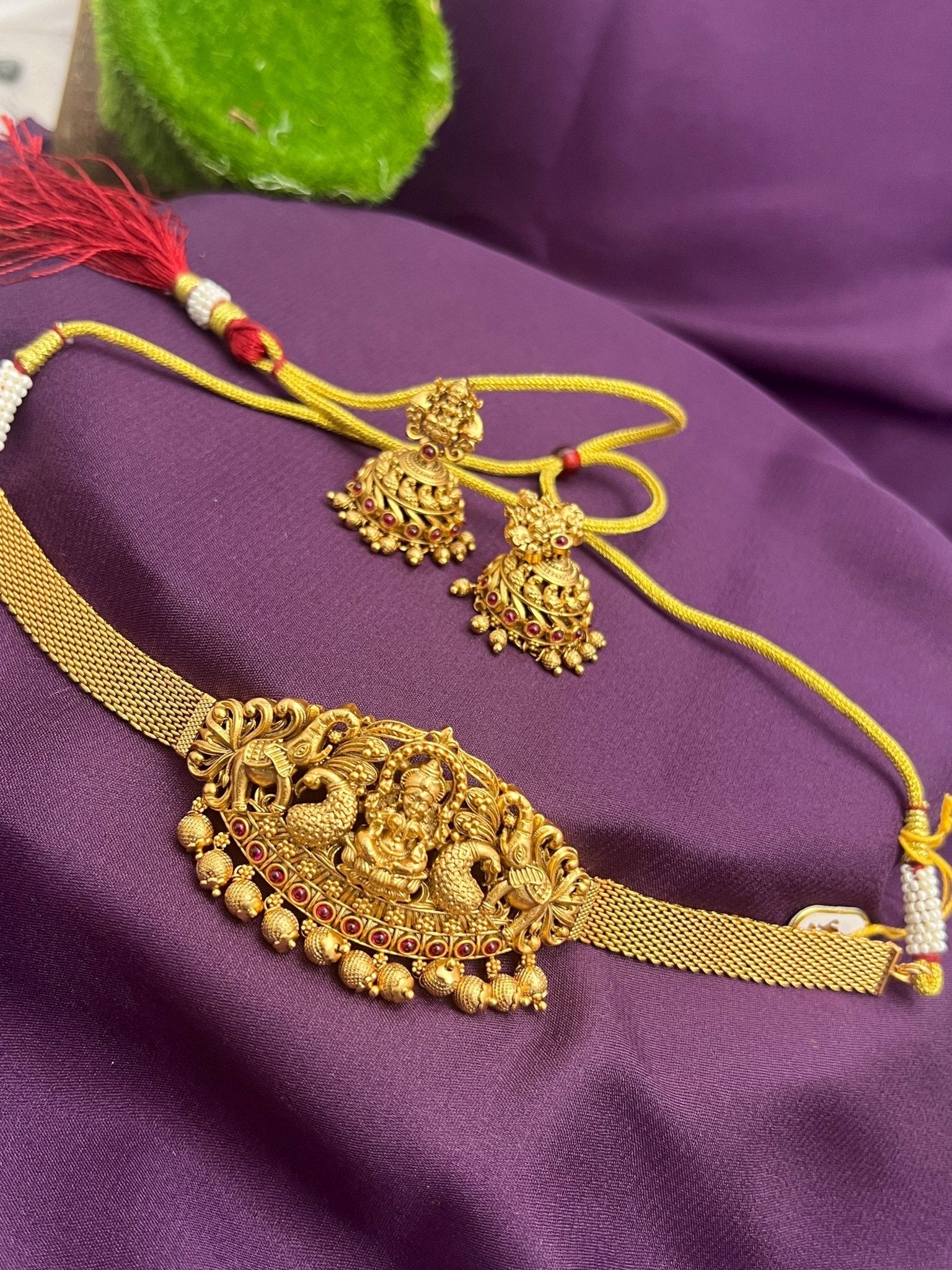 Antique Choker Necklace 4010 - Mahilas