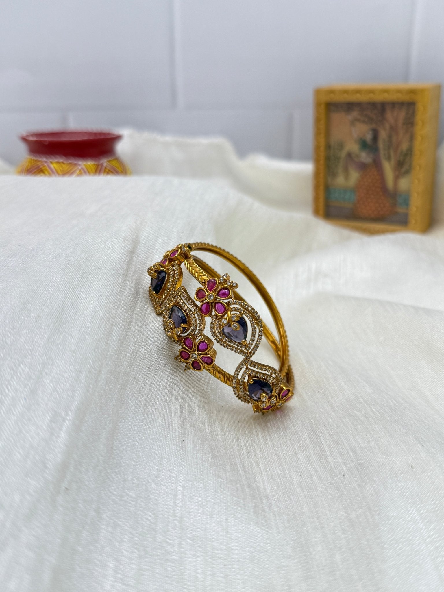 Antique Designer Bracelet 6870 ( 3 Colours) - Mahilas