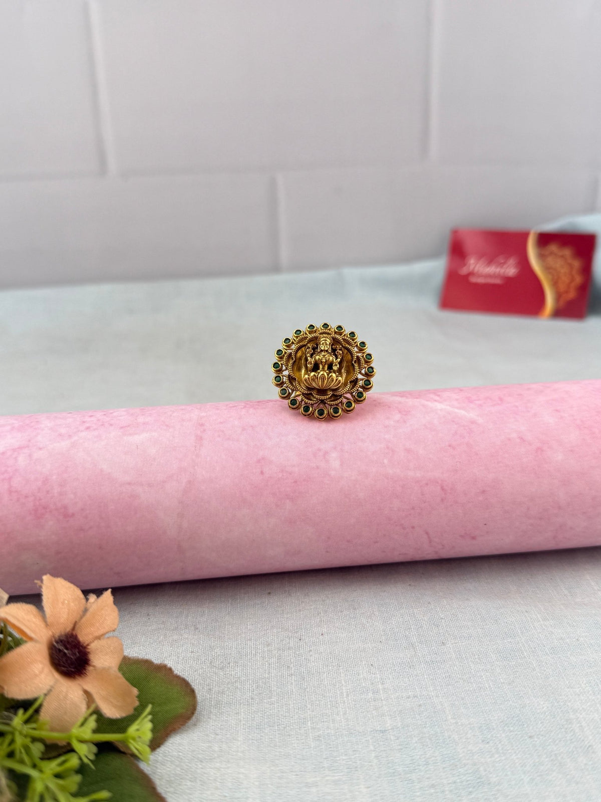 Antique Finger Ring | 002 - Mahilas