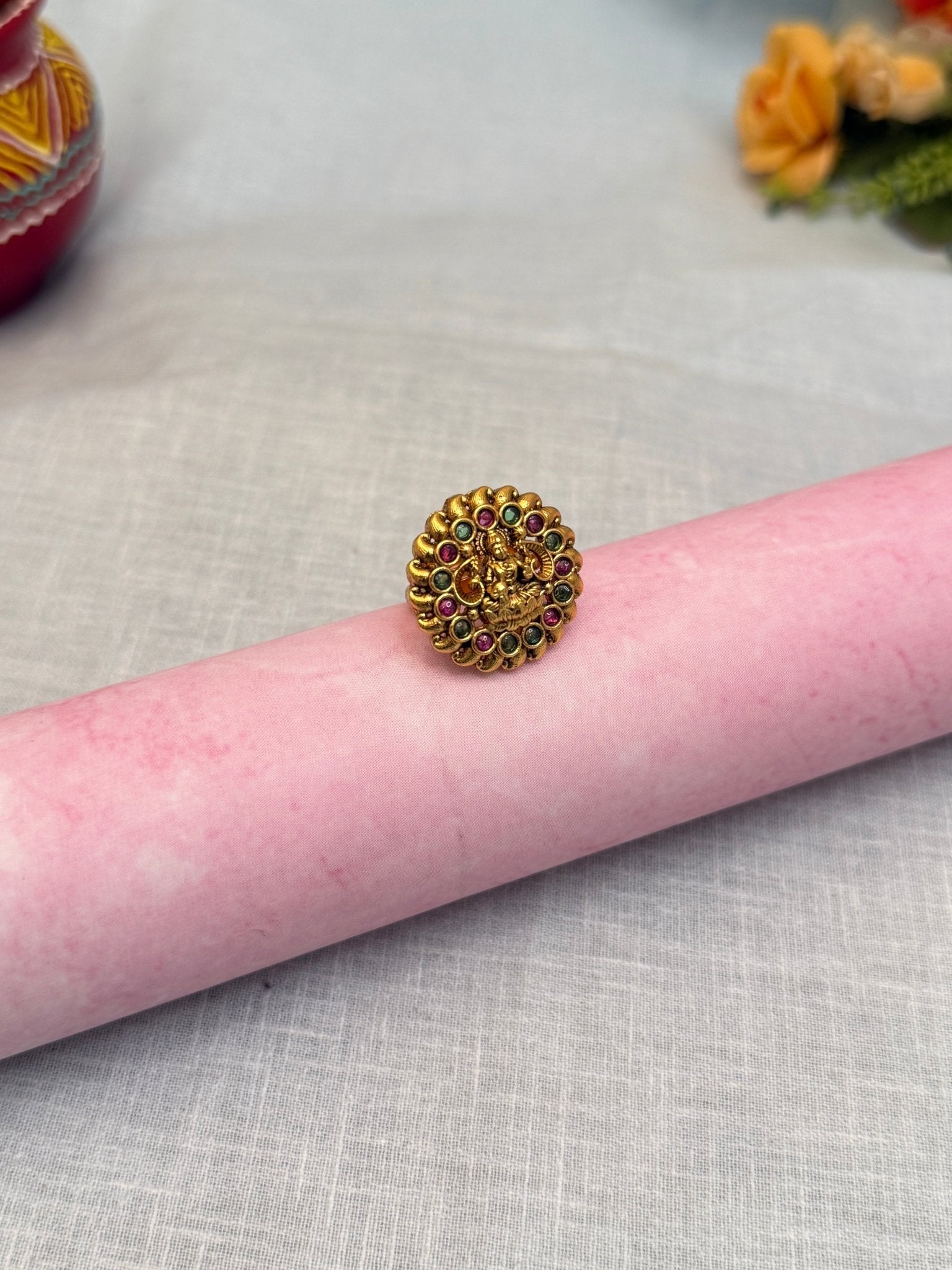 Antique Finger Ring 138 - Mahilas