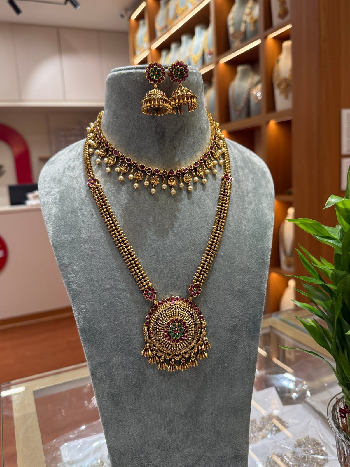 Antique Flower Full Necklace Set | NC005 - Mahilas