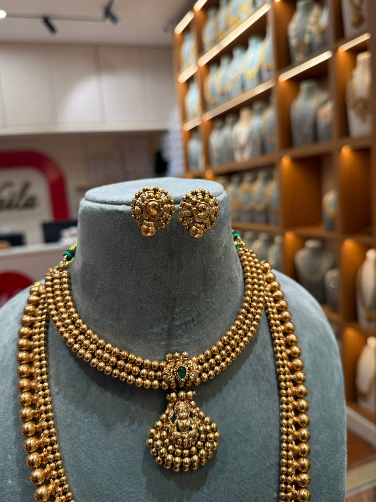 Antique Gold Bead Pendant & Chain Full Necklace Set | NC008 - Mahilas