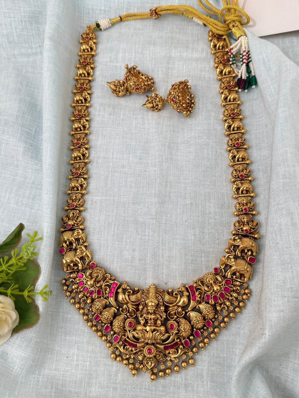 Antique Grand Lakshmi Necklace Premium Long Set | N1109 - Mahilas