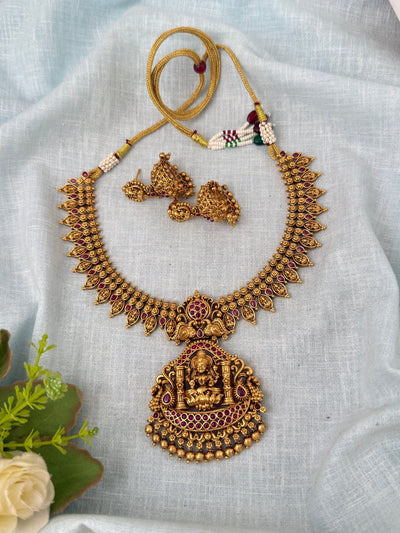 Antique Grand Necklace Lakshmi Pendant Premium Short Set | N0900 - Mahilas