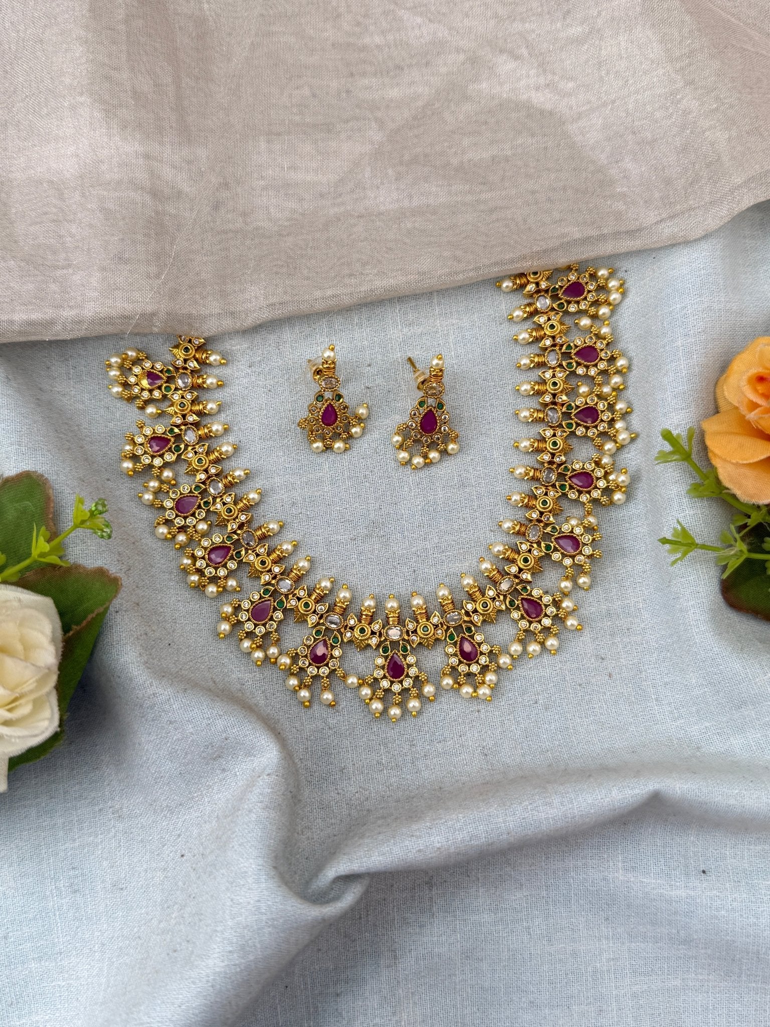 Antique Grand Short Necklace Set | N0333 - Mahilas