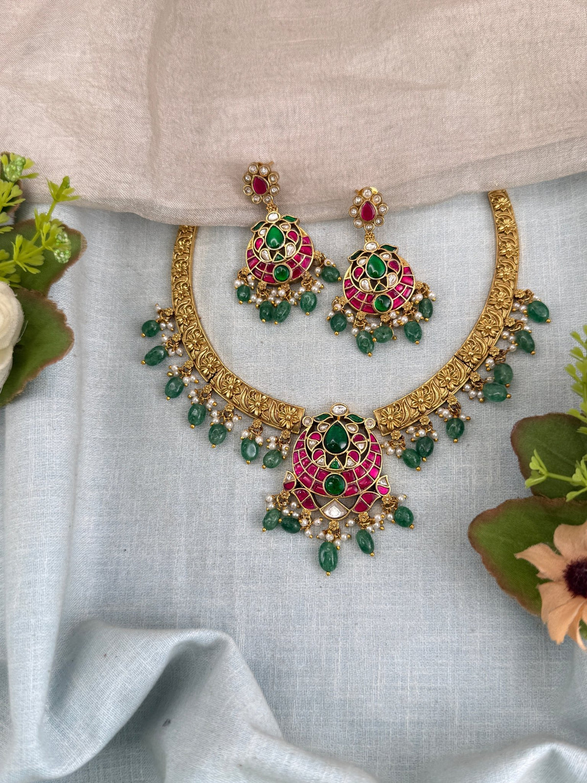 Antique Jadau Kundan Kanti Short Necklace Set | 0120 - Mahilas