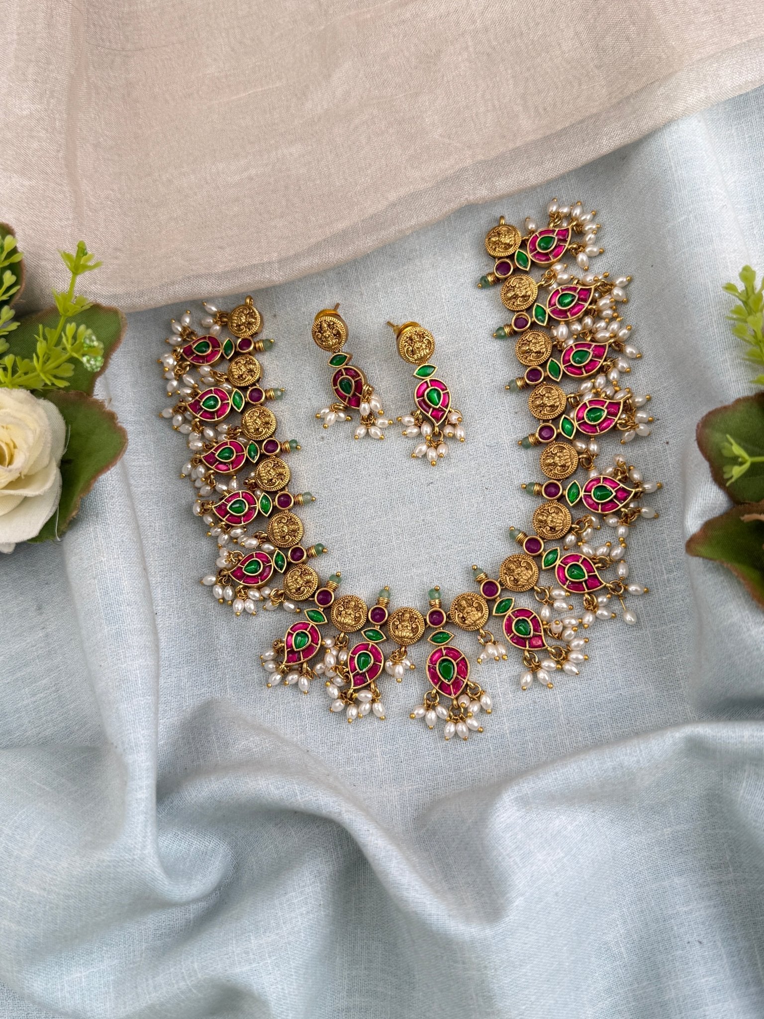 Antique Jadau Kundan Mango Long Pendant Necklace Set | 0137 - Mahilas
