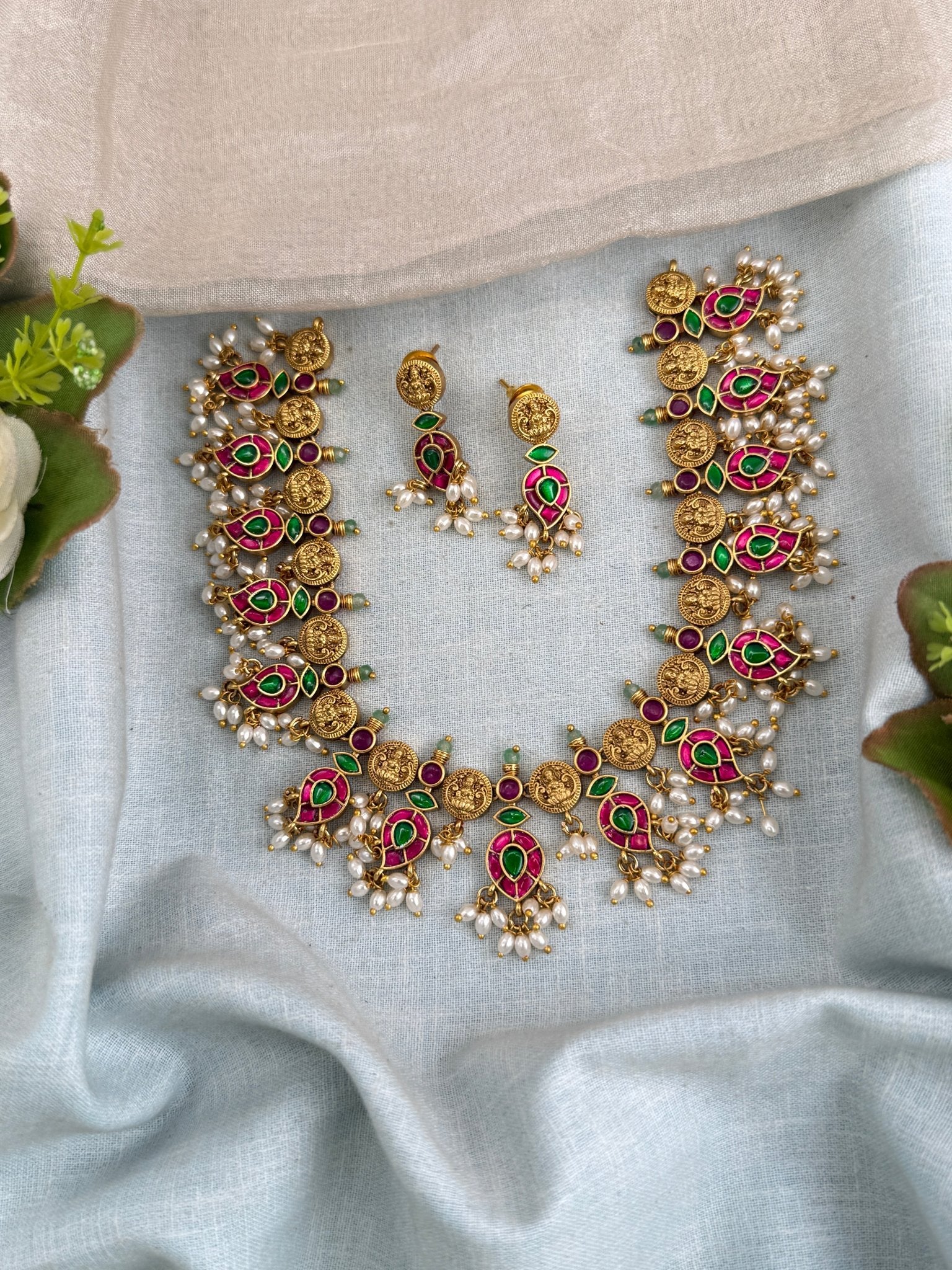 Antique Jadau Kundan Mango Long Pendant Necklace Set | 0137 - Mahilas