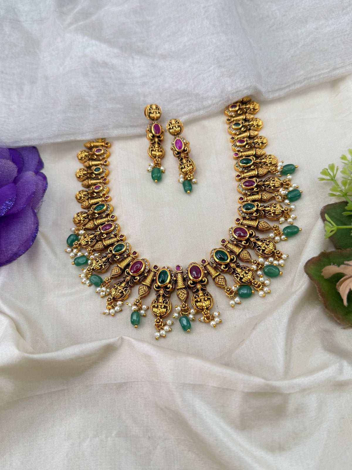 Antique Jadau Short Necklace Set | 255 - Mahilas
