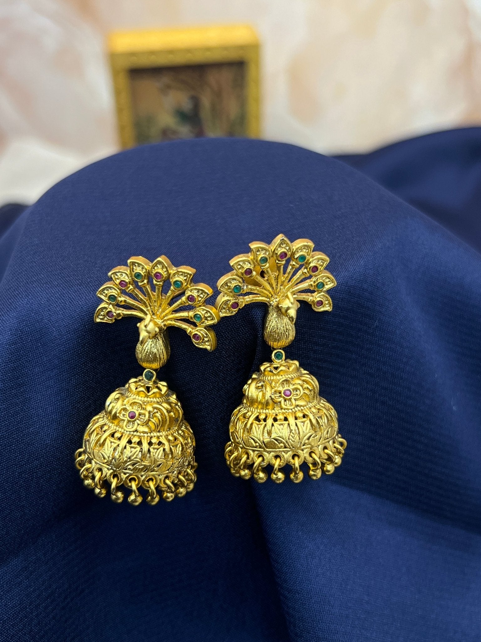 Antique Jhumka 0041 - Mahilas