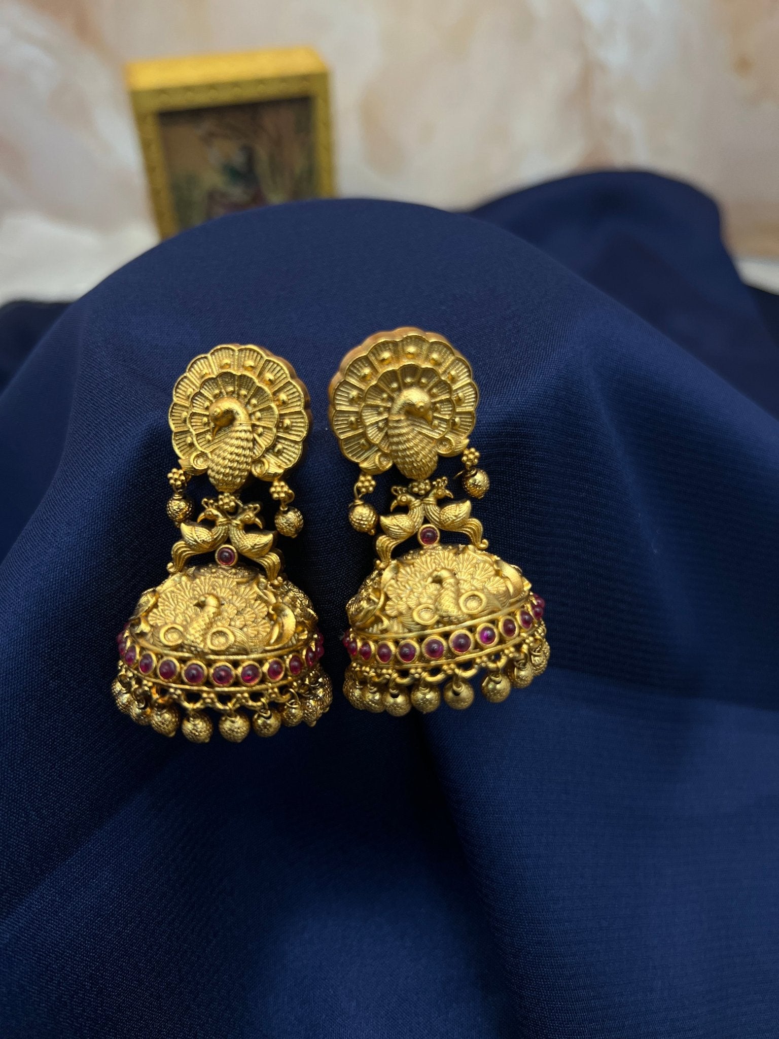 Antique Jhumka 0043 - Mahilas