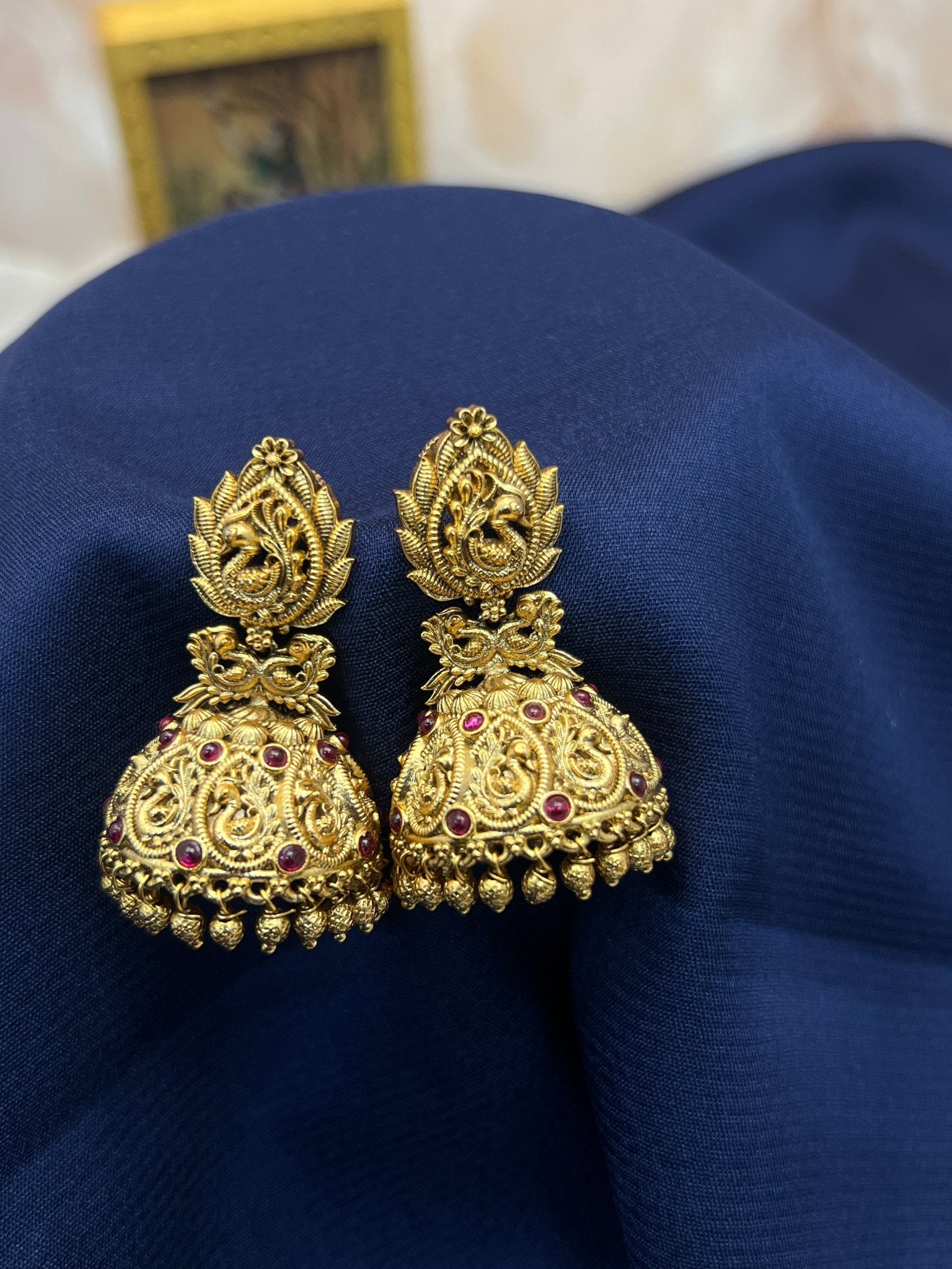 Antique Jhumka 0044 - Mahilas