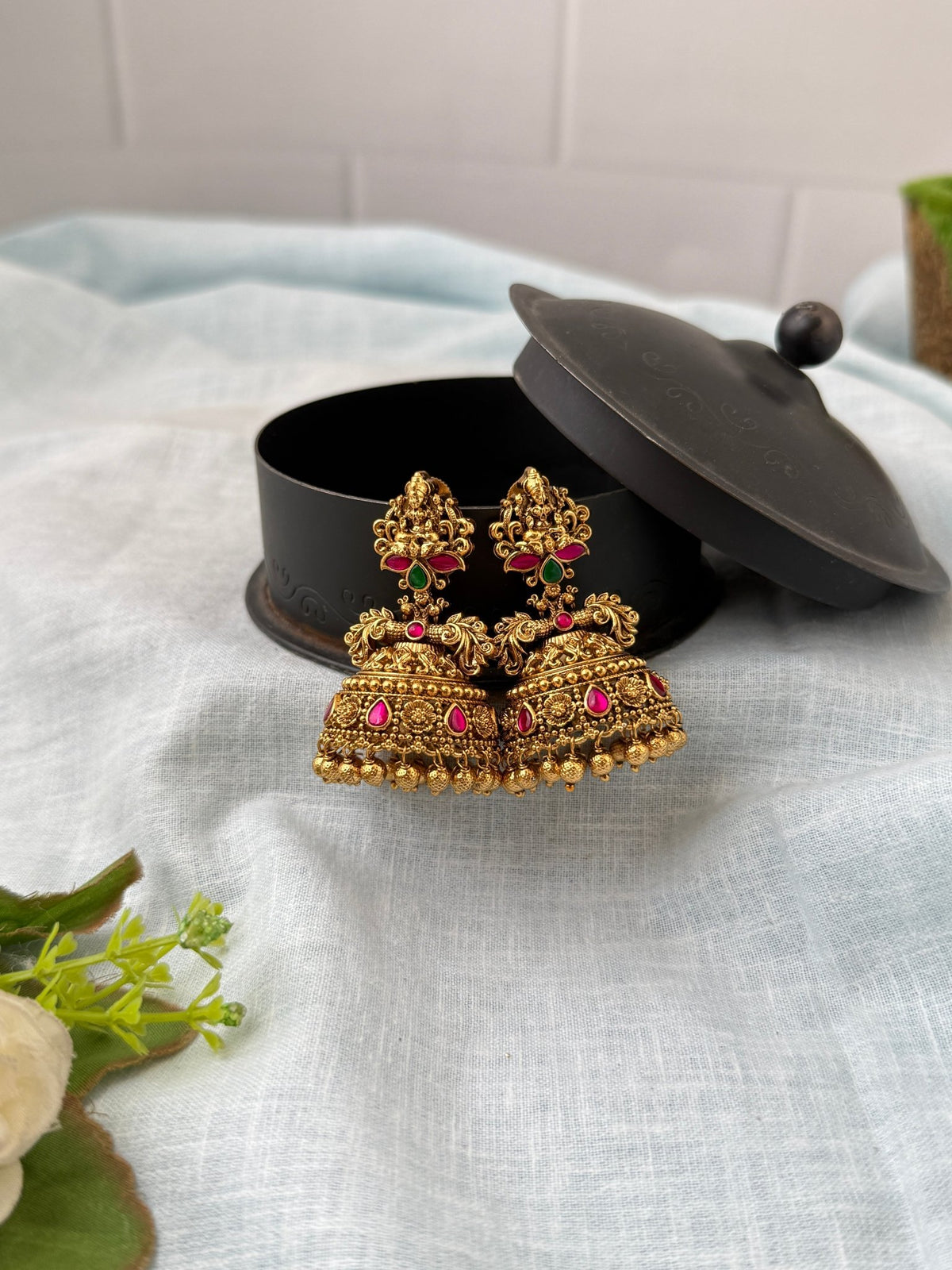 Antique Jhumka Earrings| E0788 - Mahilas