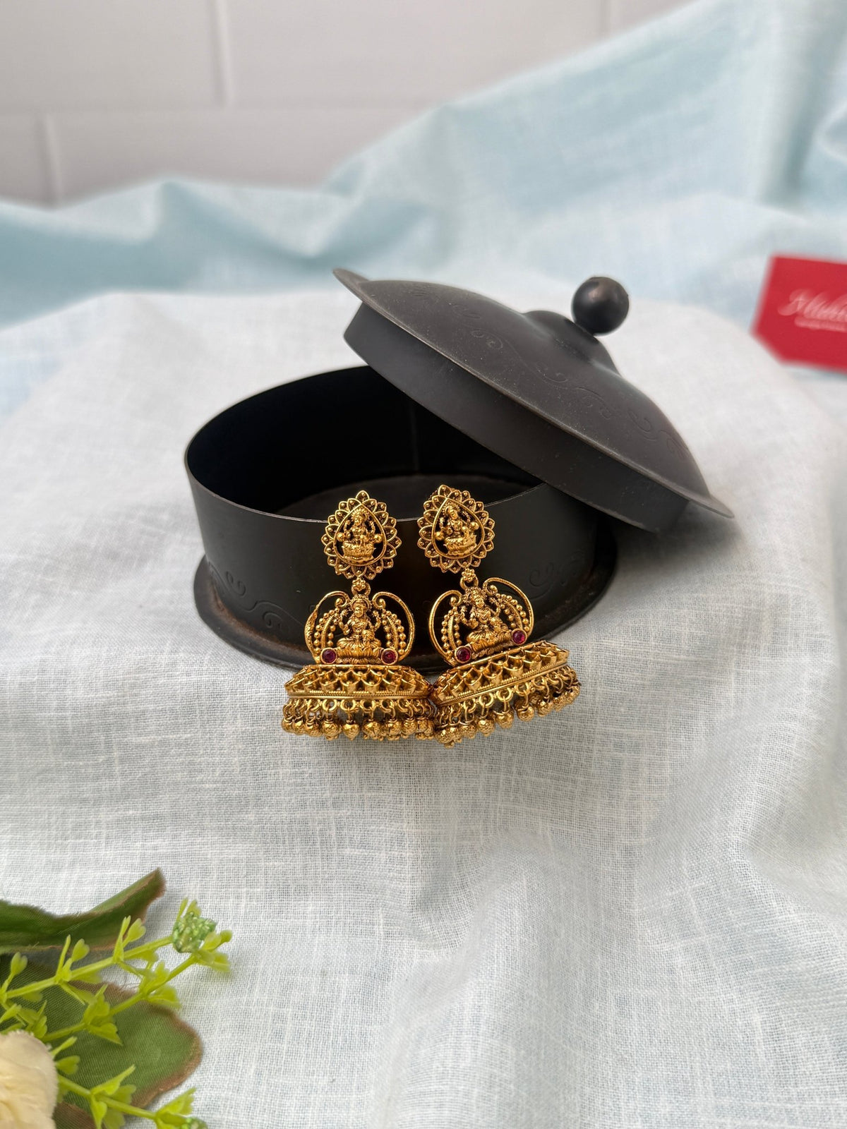 Antique Jhumkas Earrings| E0637 - Mahilas