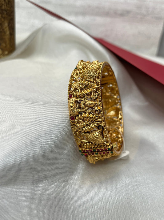 Antique Kada Bangle 1241 - Mahilas