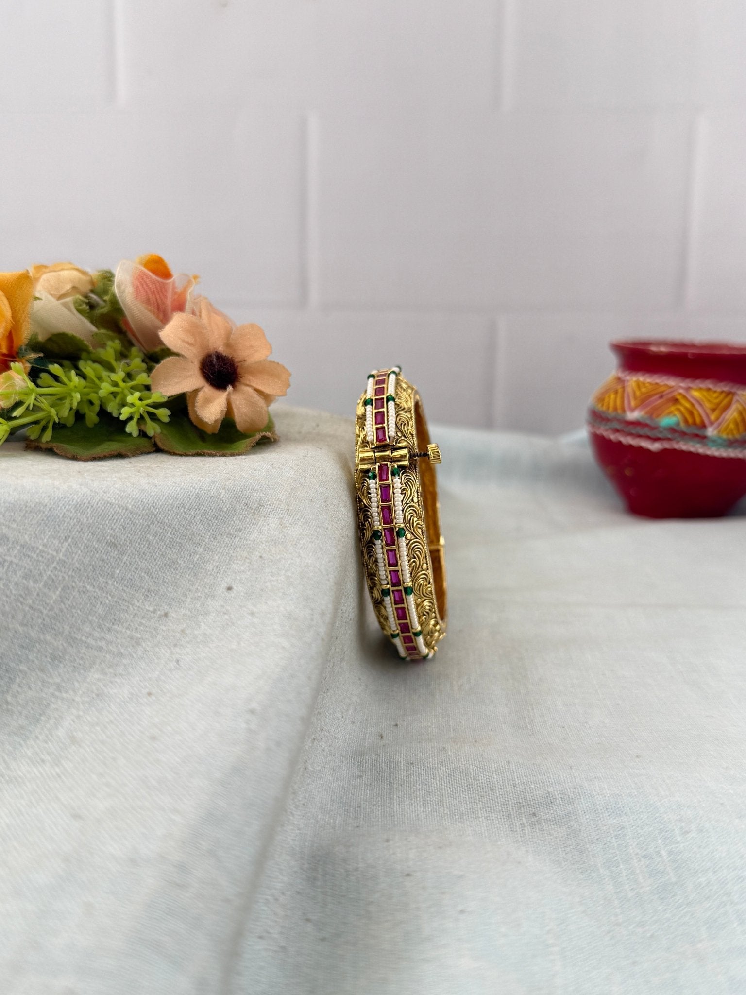 Antique Kada Bangles | Set of 1 | B0177 - Mahilas