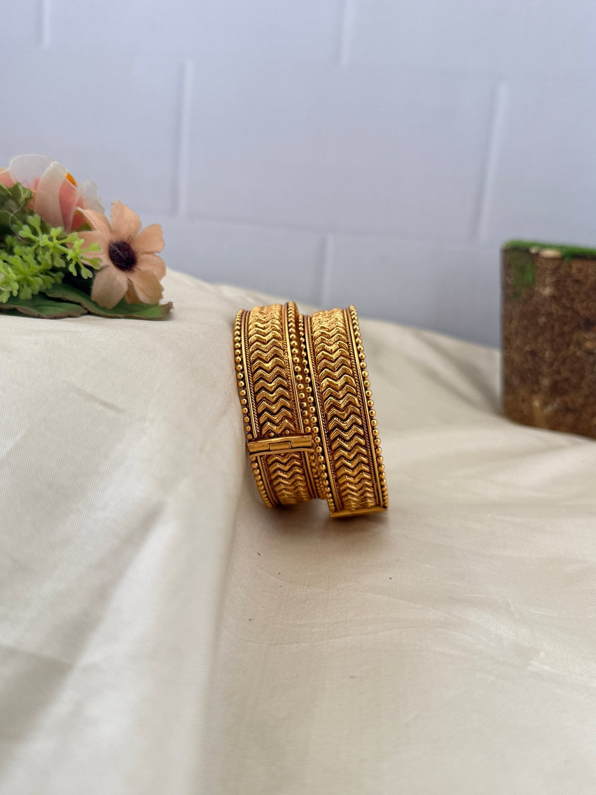Antique Kada Bangles | Set of 2 | B0098 - Mahilas