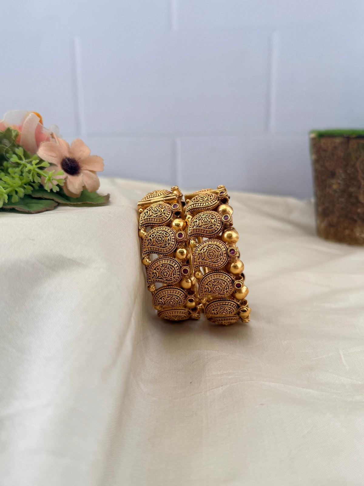 Antique Kada Bangles | Set of 2 | B0102 - Mahilas