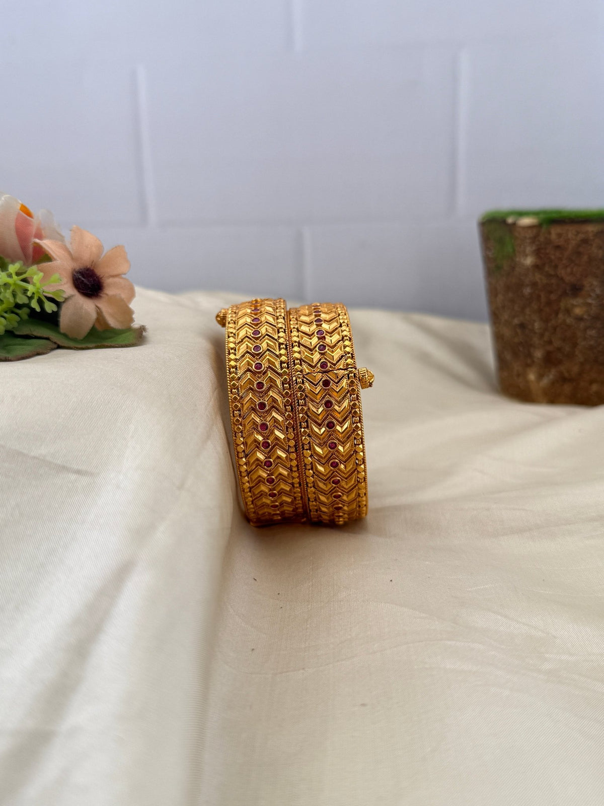 Antique Kada Bangles | Set of 2 | B0104 - Mahilas