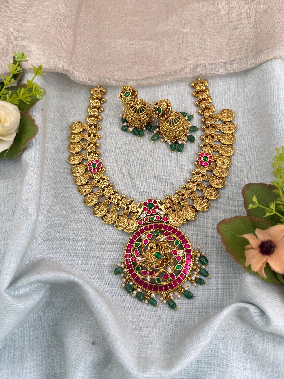 Antique Kasu Jadau Kundan Peacock Pendant Short Necklace Set | 0118 - Mahilas