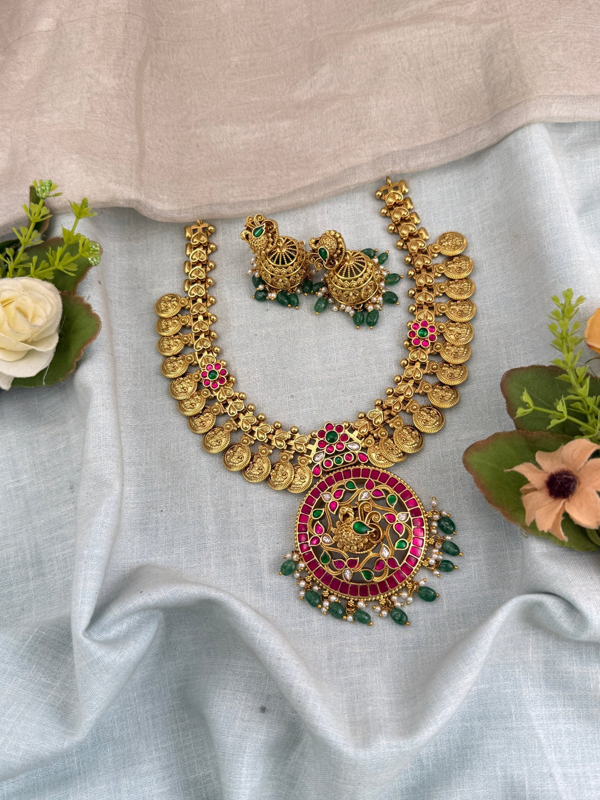 Antique Kasu Jadau Kundan Peacock Pendant Short Necklace Set | 0118 - Mahilas