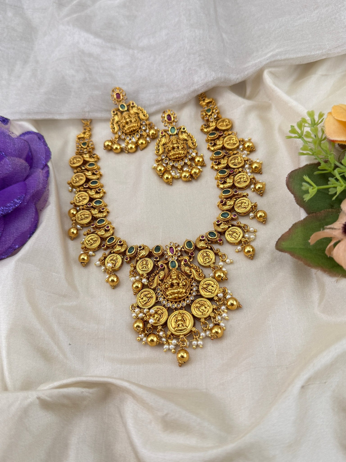 Antique Kasu Lakshmi Short Necklace Pendant Set | 257 - Mahilas