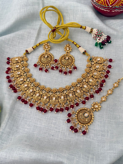 Antique Kundan Grand Necklace With Maang Tikka Short Set | N1296 - Mahilas