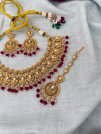 Antique Kundan Grand Necklace With Maang Tikka Short Set | N1296 - Mahilas