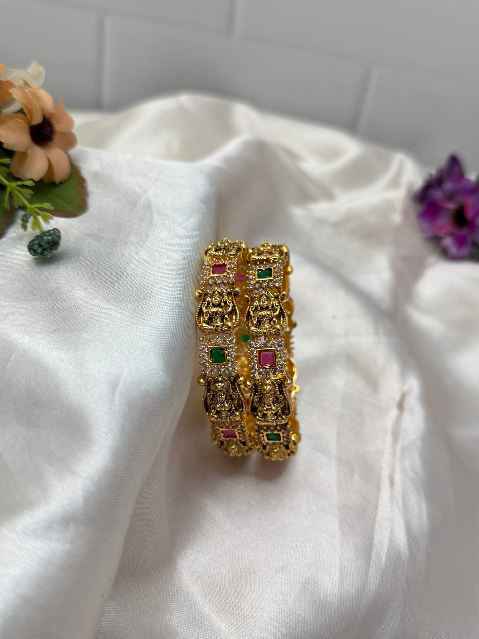 Antique Lakshmi Bangles 6947 - Mahilas