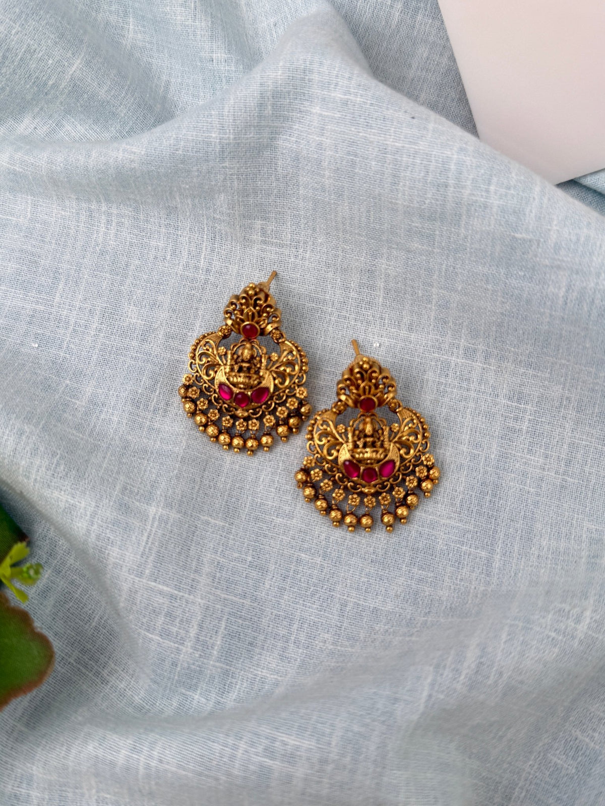 Antique Lakshmi Earrings| E0626 - Mahilas
