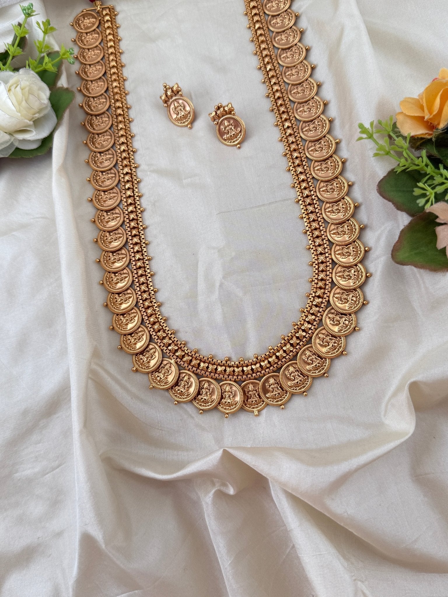 Antique Lakshmi Kasu Long Necklace Set | No245 - Mahilas