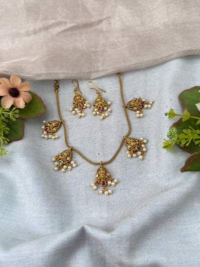 Antique Lakshmi Pendant Necklace Set | No319 - Mahilas