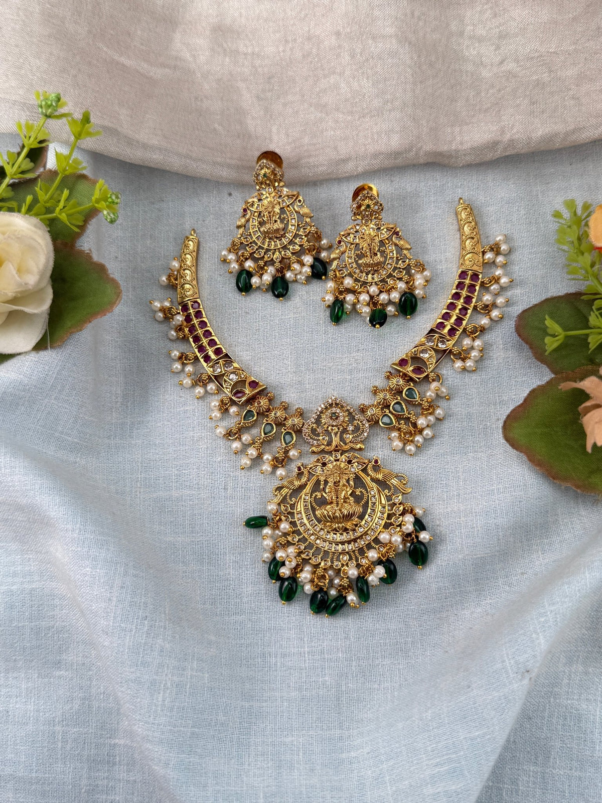 Antique Lakshmi Stone Short Necklace Set | 078 - Mahilas