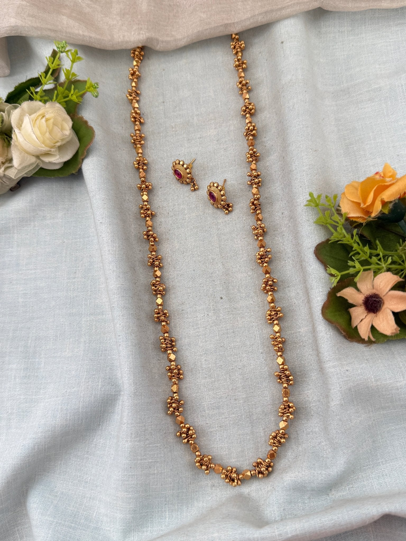 Antique Layered Long Necklace Set | No218 - Mahilas