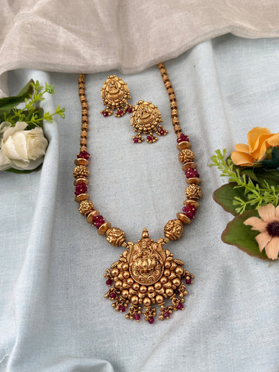 Antique Lotus Lakshmi Pendant Necklace Set | No236 - Mahilas