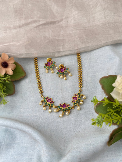 Antique Lotus Necklace Set | No326 - Mahilas