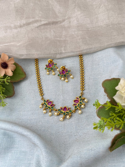 Antique Lotus Necklace Set | No326 - Mahilas