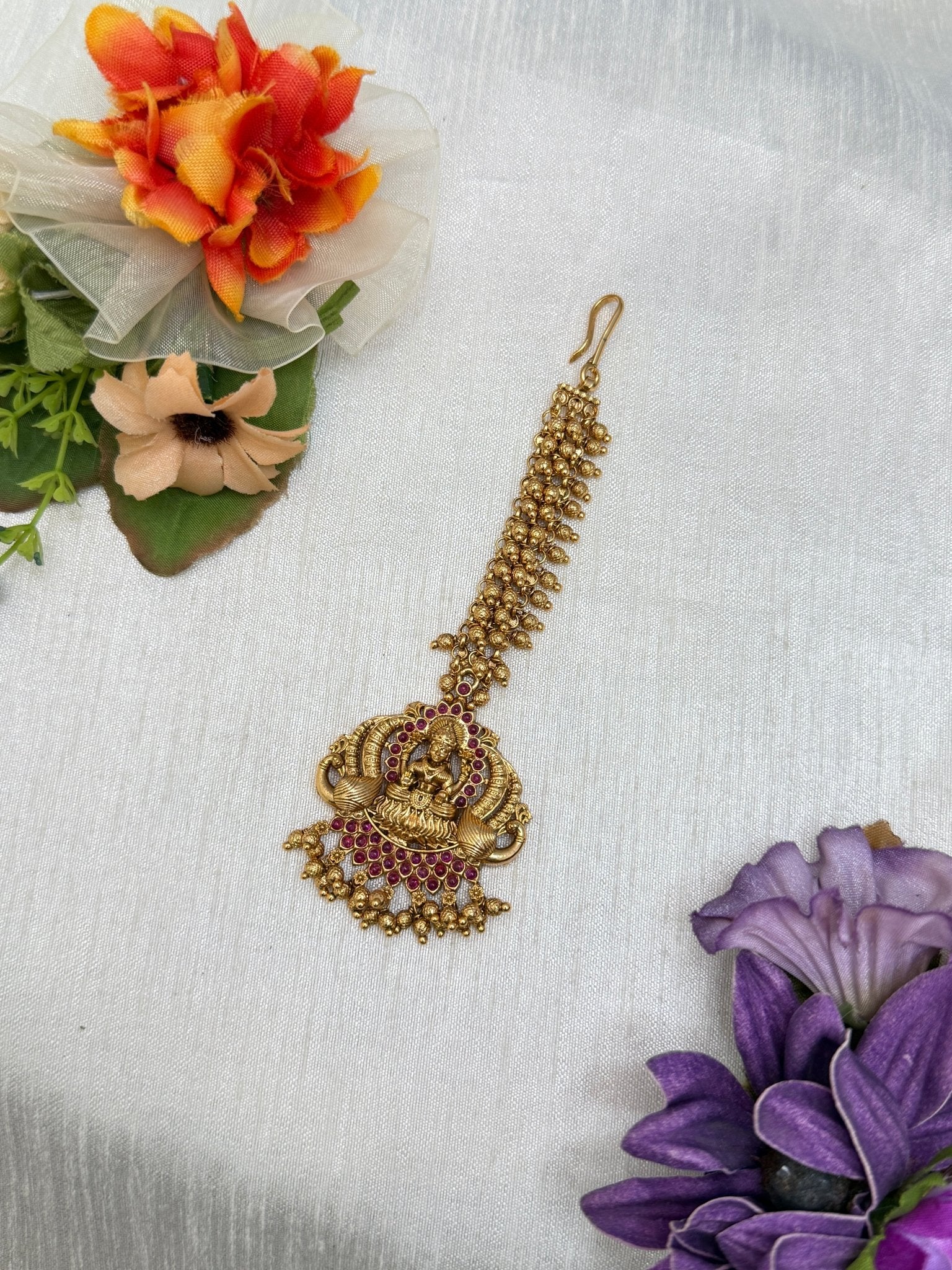 Antique Maang Teeka 4128 (2 Colours) - Mahilas