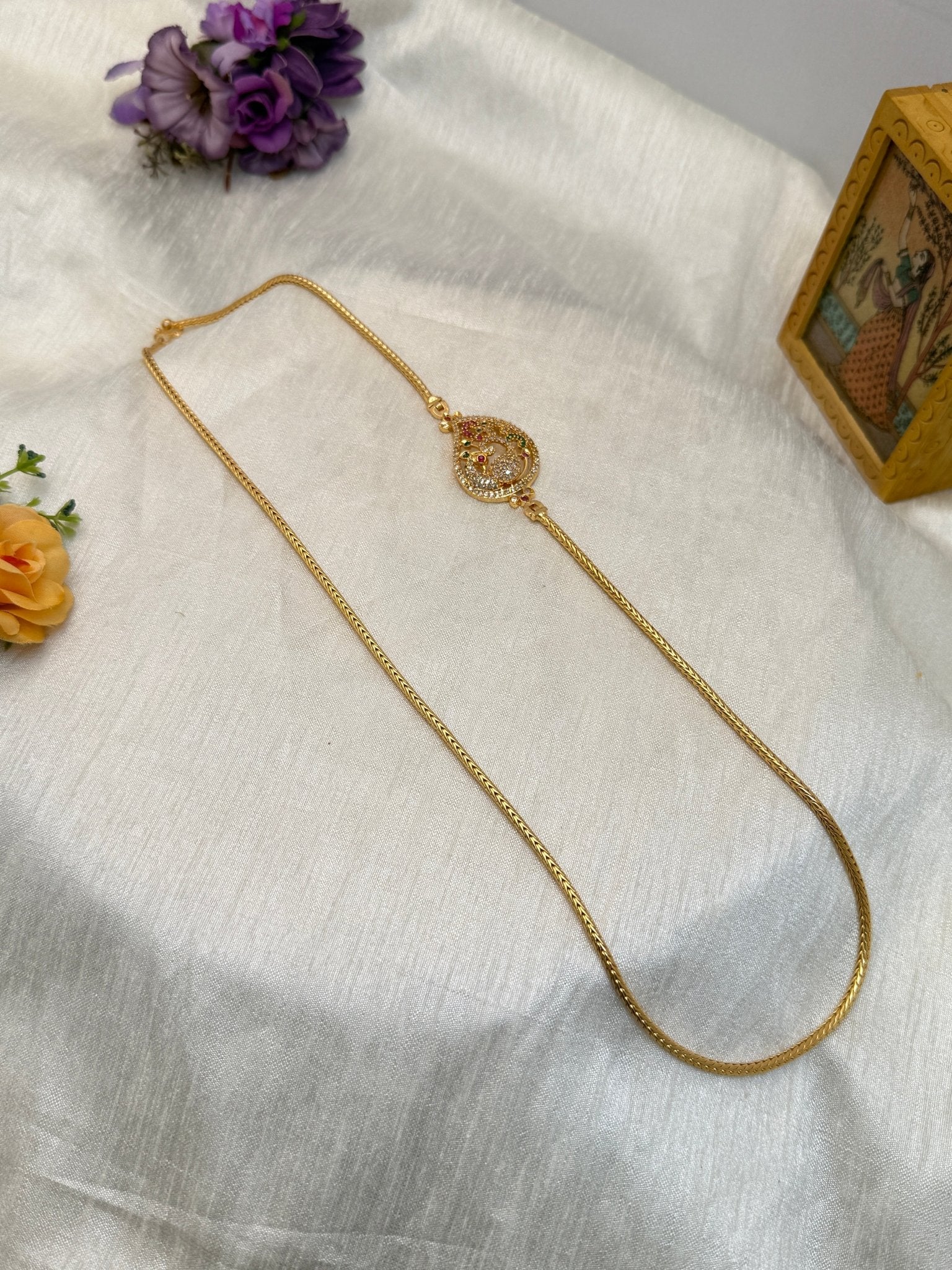Antique Mop Mogappu Chain 38 - Mahilas